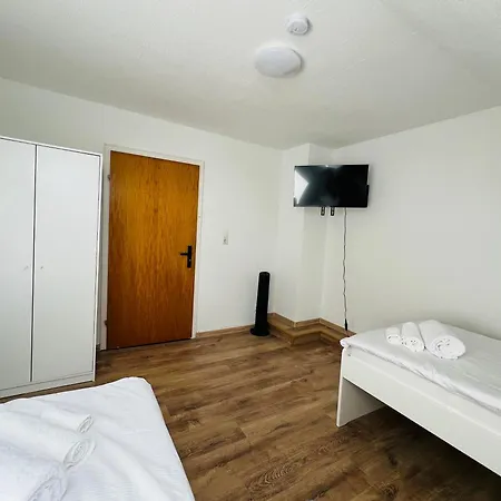 Komfortable 2-schlafzimmer-wohnung Fuer 4 Neheim-Husten